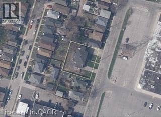 335 STRATHEARNE Avenue — photo 4 of 4