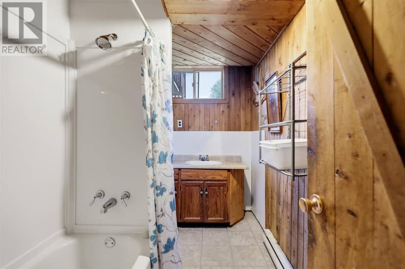 305 Moss RD — photo 29 of 40