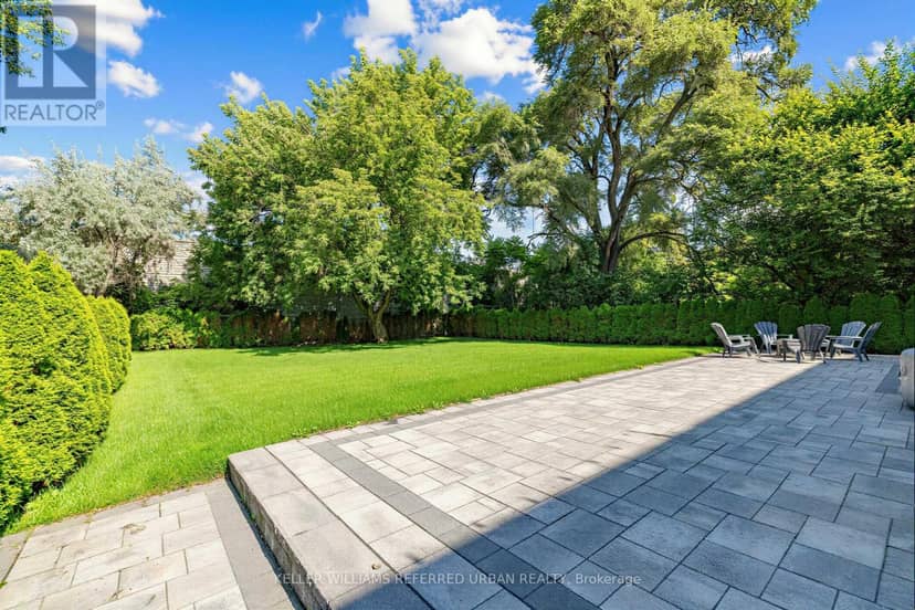 130 Upper Canada Drive — photo 37 of 40