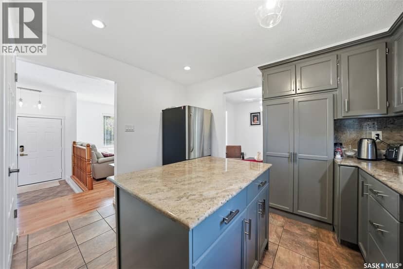62 Chomyn CRESCENT — photo 21 of 40