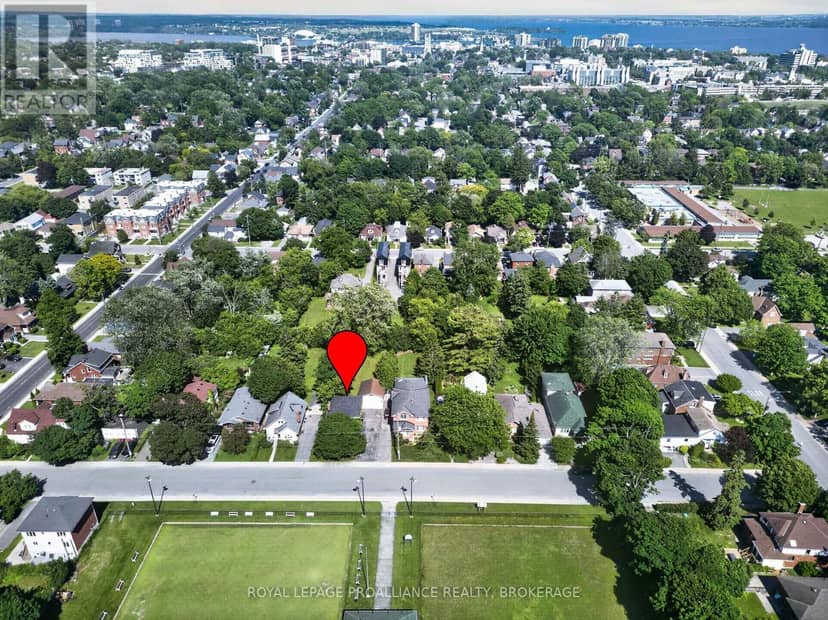 101 Napier Street — photo 39 of 40