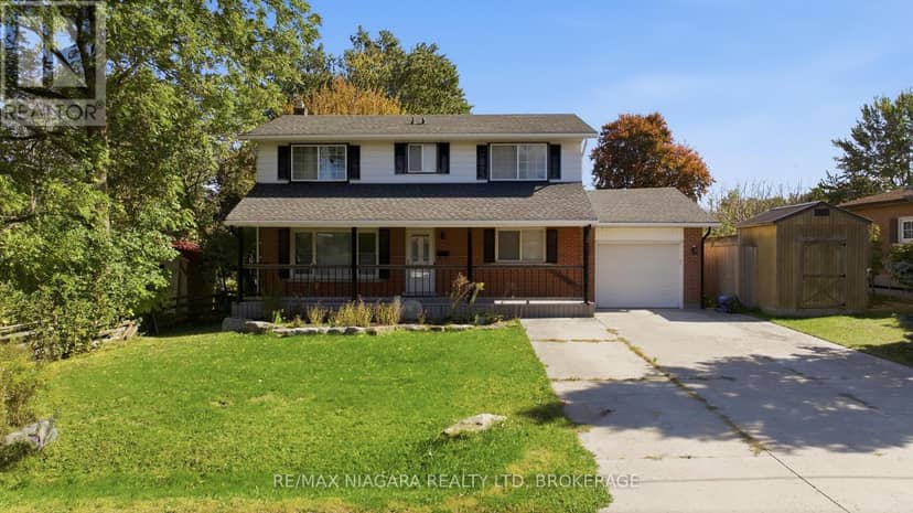 163 Champlain Drive — photo 2 of 32