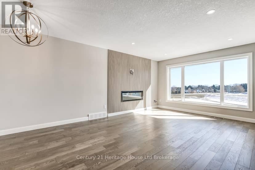 319 Anderson Street, South-West Oxford, photo 5