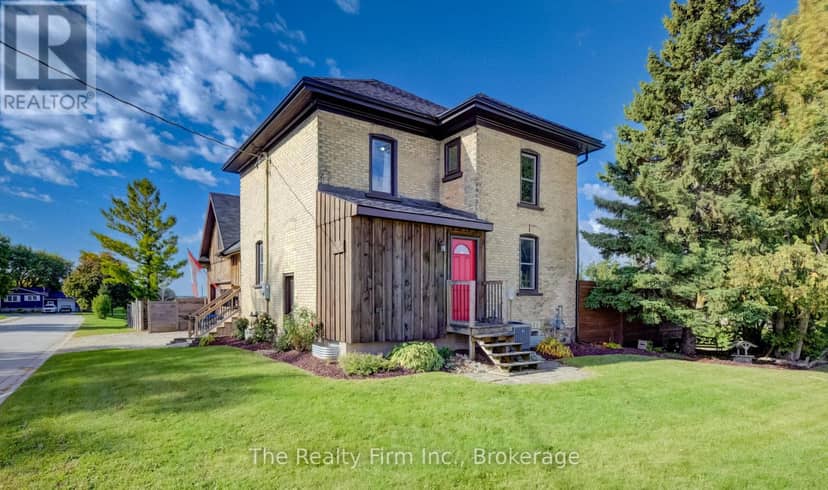27 Mill St Street W, Perth East