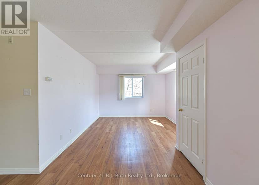 Unit 201 - 115 Bond Street — photo 12 of 32