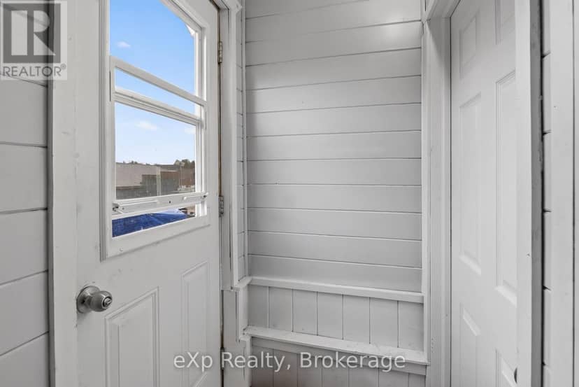 29 Dollard Street — photo 15 of 30