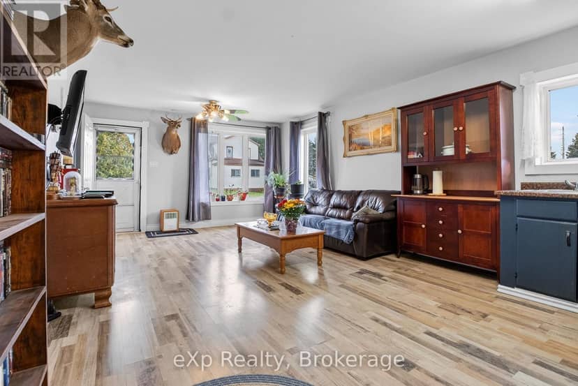 29 Dollard Street — photo 2 of 30