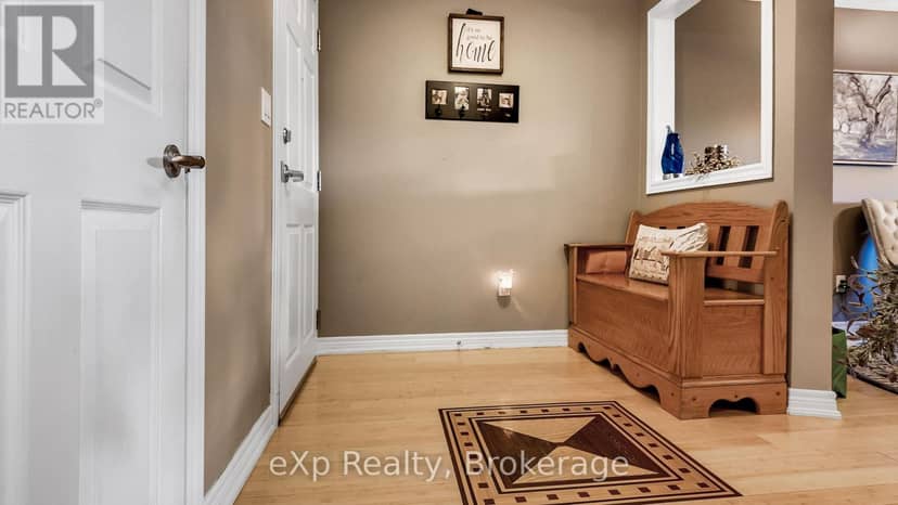 304 - 125 William Street N, Brockton, photo 4
