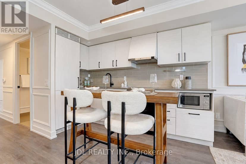 2801 - 125 Redpath Avenue — photo 16 of 40