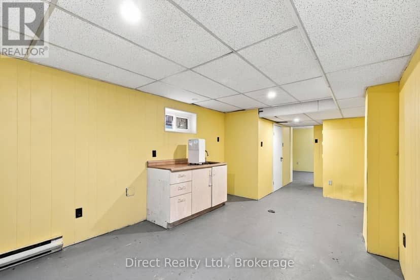 32 Meyers Street — photo 14 of 27