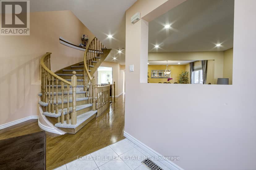 13 Shale Drive, Ajax, photo 5