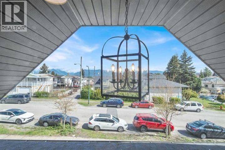 3128 KINGS AVENUE, Vancouver, photo 2