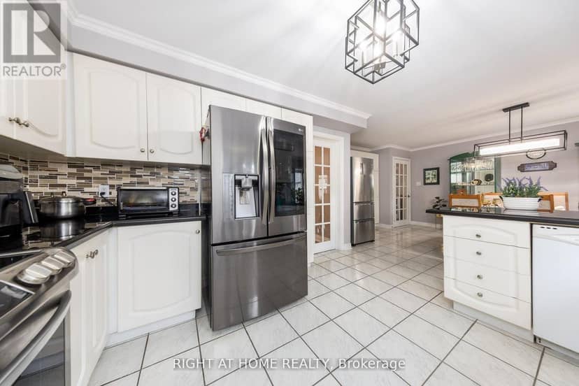 27 Addison Street — photo 18 of 40
