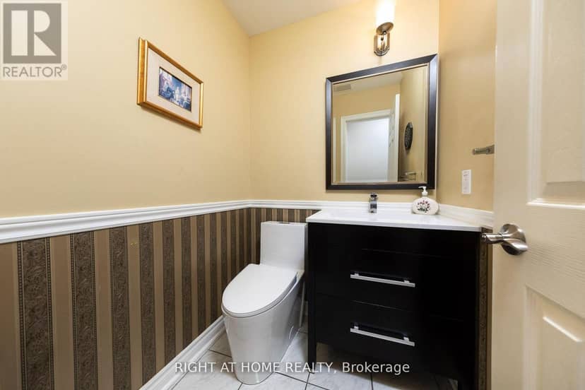 27 Addison Street — photo 19 of 40