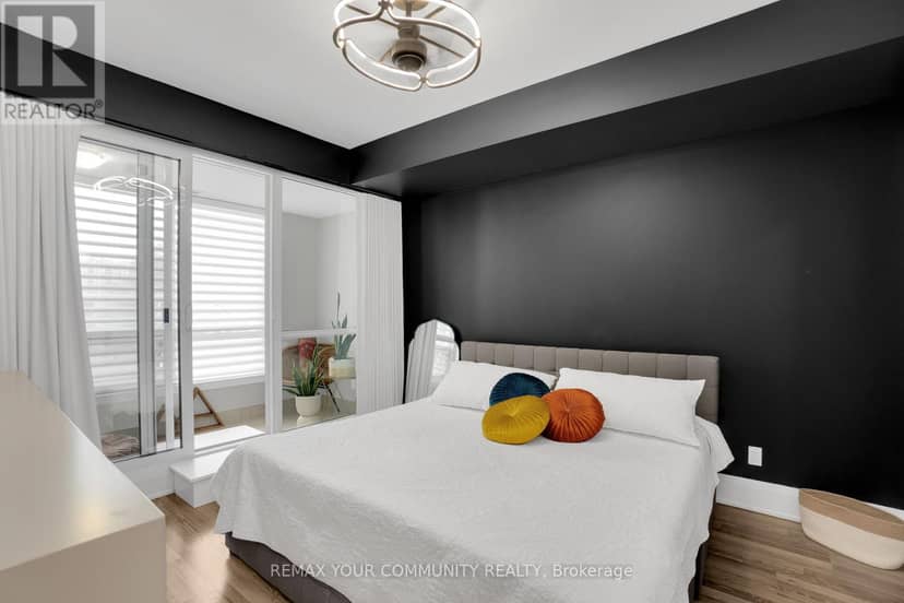 523 - 9085 Jane Street — photo 15 of 28
