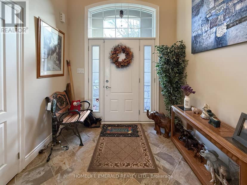 17 Tree Top Street — photo 7 of 40
