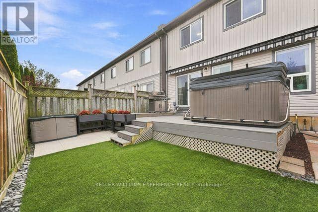 121 - 800 West Ridge Boulevard — photo 21 of 26