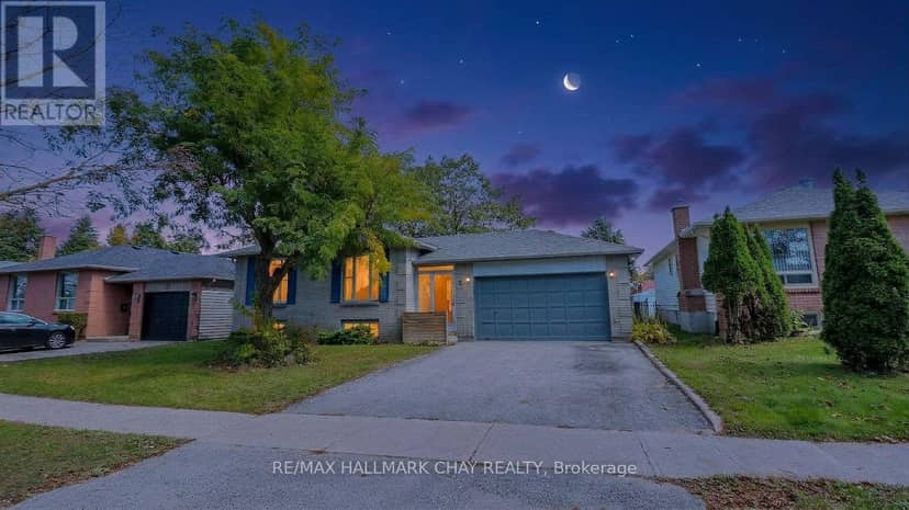 9 Bronte Crescent, Barrie