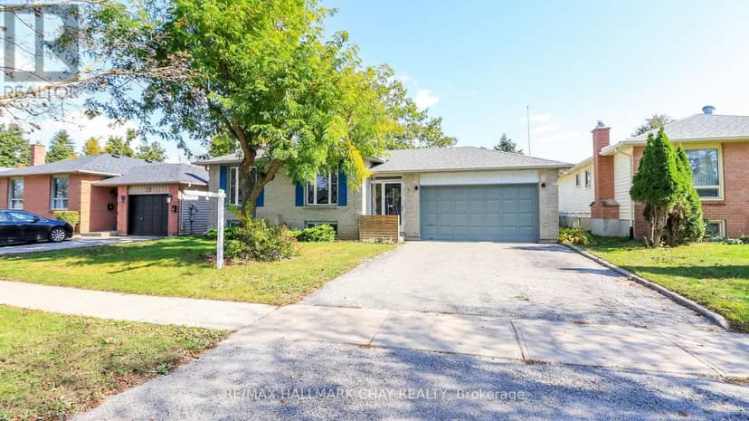9 Bronte Crescent, Barrie, photo 4