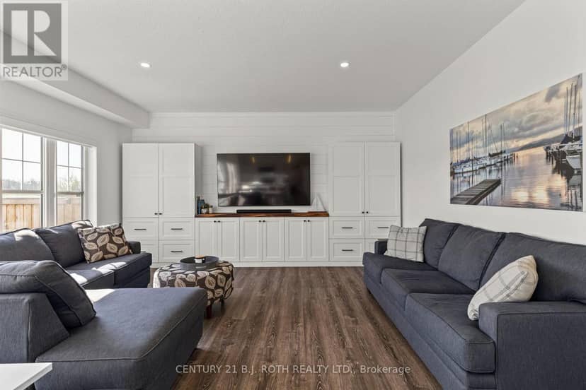 32 Sandhill Crane Drive — photo 11 of 38
