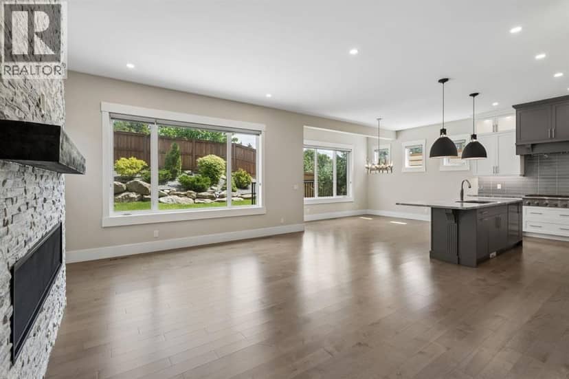 1012 17 Street NW, Calgary, photo 4