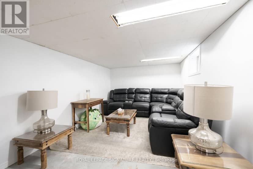 234 John Street — photo 30 of 34