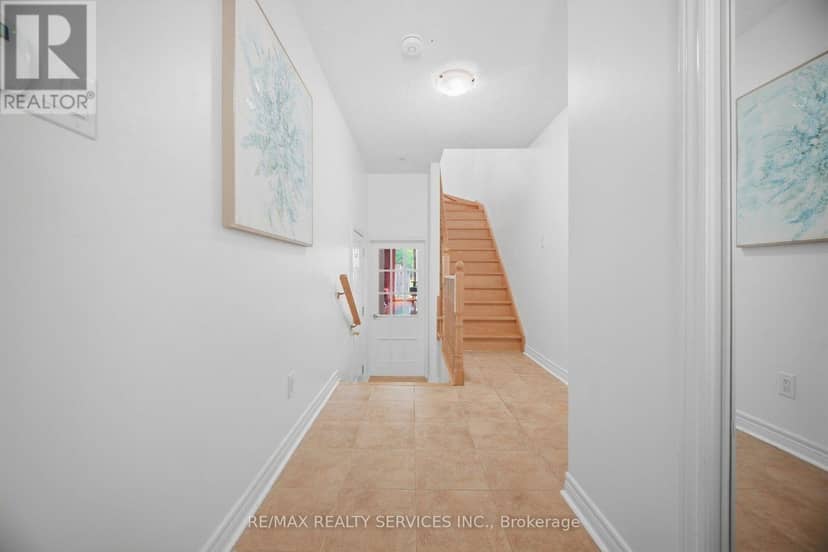 42 - 7 Cedar Lake Crescent, Brampton, photo 6