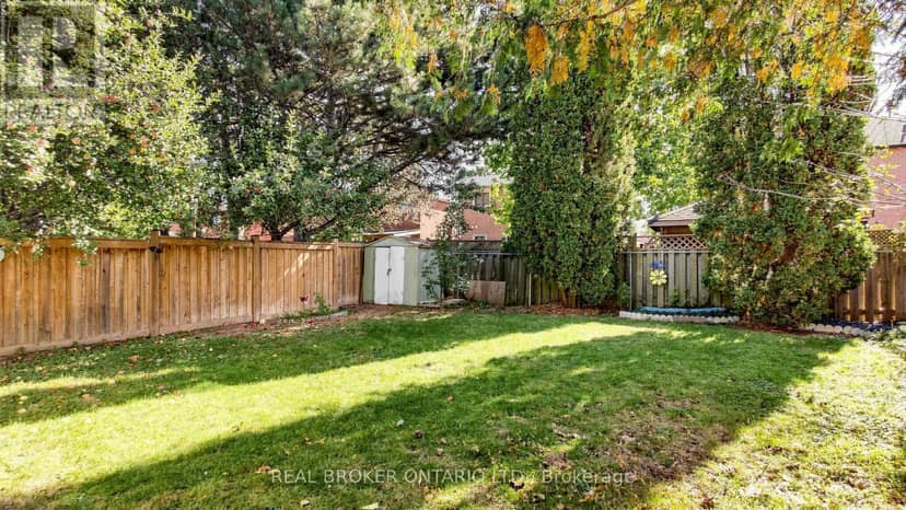 33 Fountainbridge Drive — photo 26 of 27