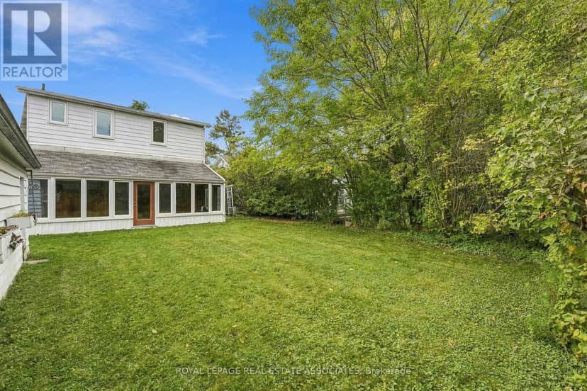 989 Pelham Avenue — photo 35 of 38