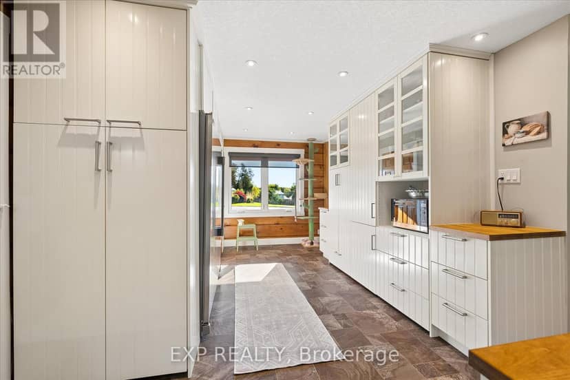 61 Spring Street — photo 26 of 40