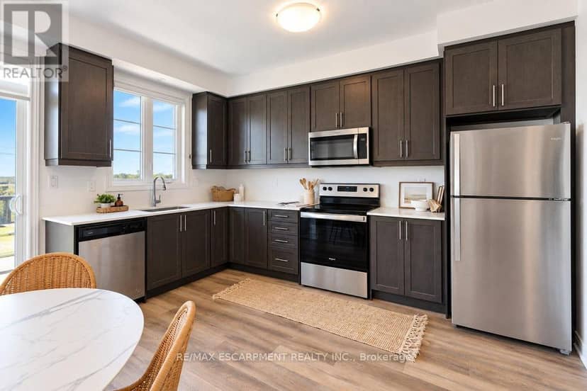 29 - 120 Court Drive — photo 9 of 23