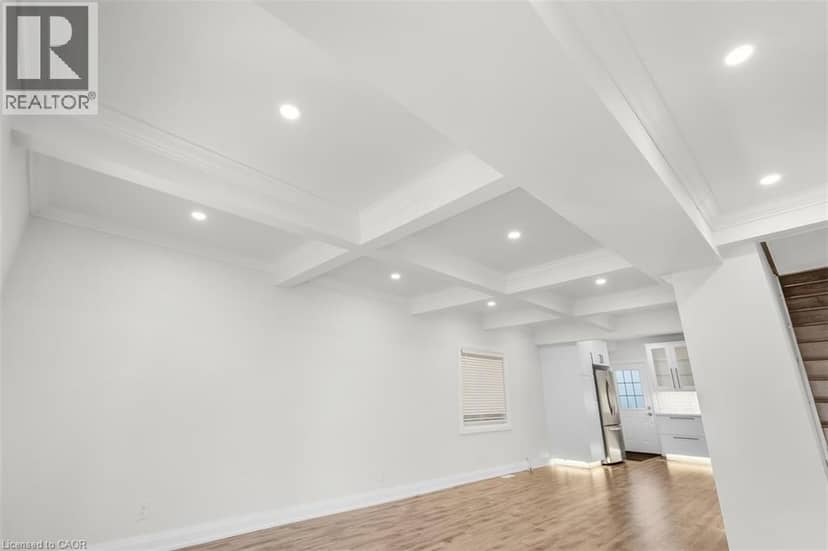 73 CLINTON Street — photo 15 of 39