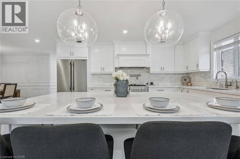 18 KEYS Crescent, Guelph, photo 7