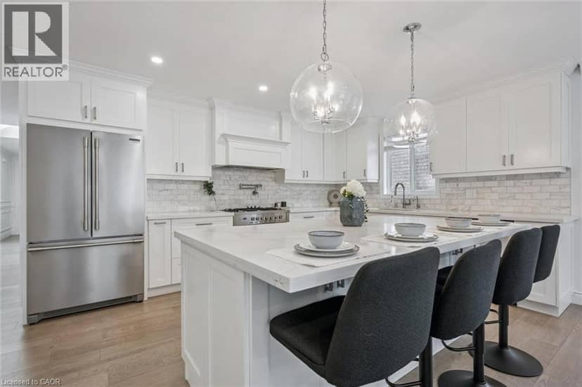 18 KEYS Crescent, Guelph, photo 5