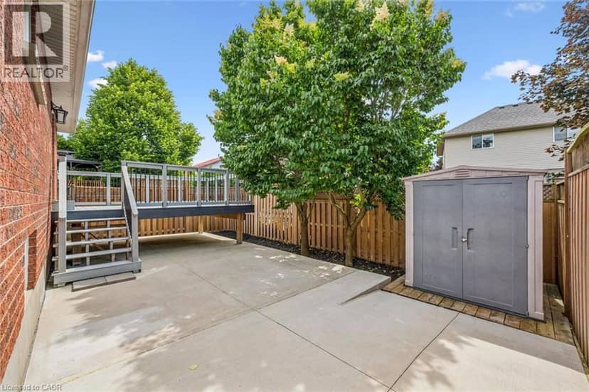 18 KEYS Crescent — photo 31 of 31