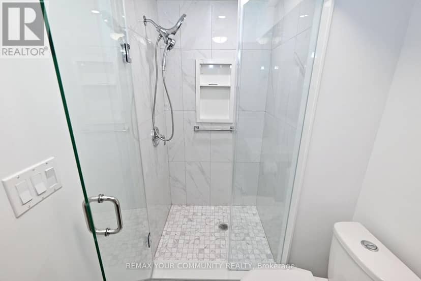 73 Laurendale Avenue — photo 33 of 40