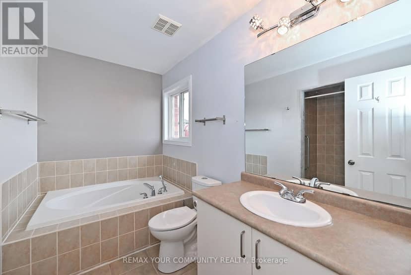 73 Laurendale Avenue — photo 39 of 40