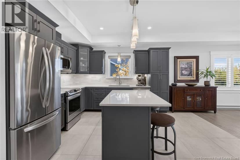 36 Luxor Drive — photo 17 of 40