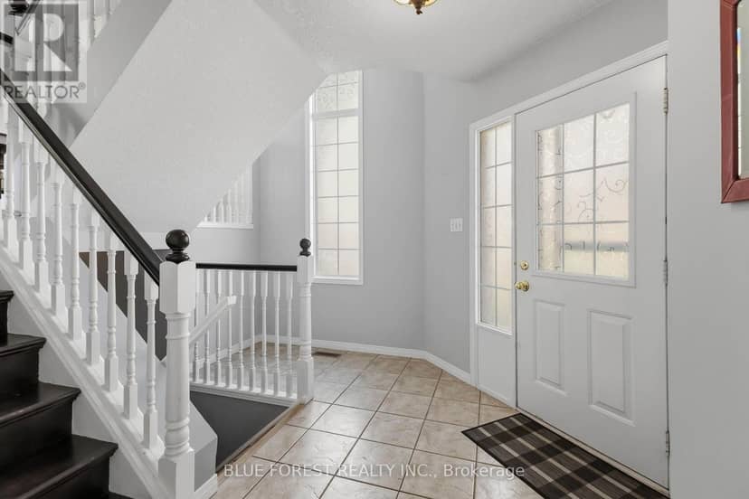 763 Redoak Place, London North, photo 3