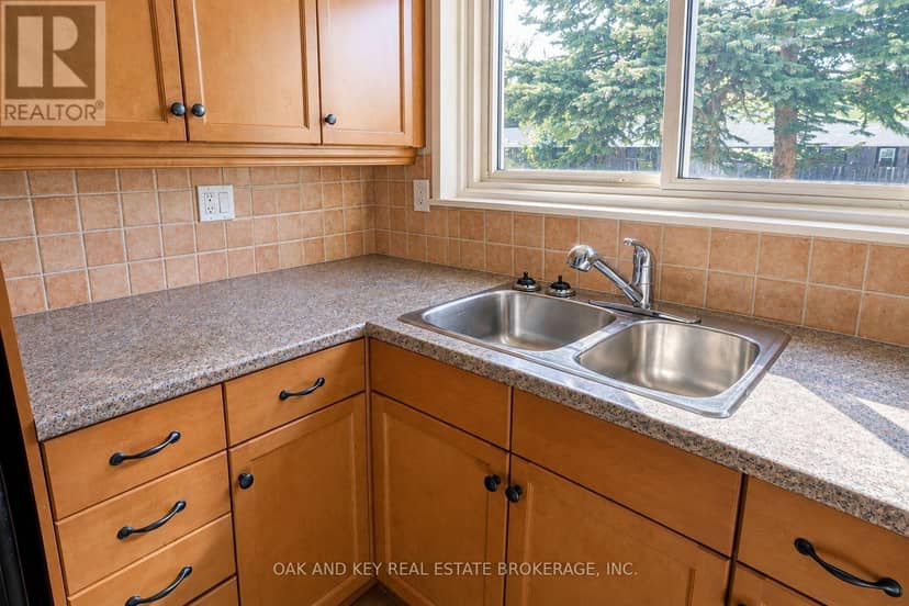 40 - 825 Dundalk Drive — photo 10 of 25