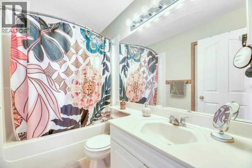 118 Tarington Close NE — photo 29 of 40