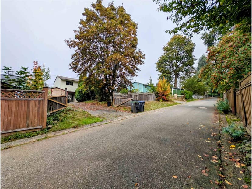 18256 64 AVENUE, Surrey, photo 2
