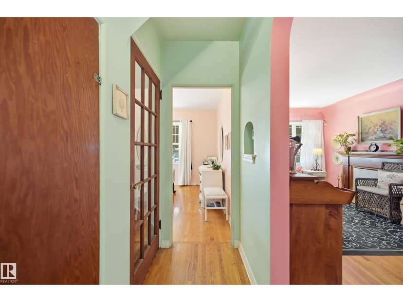 11518 101 ST NW — photo 21 of 40