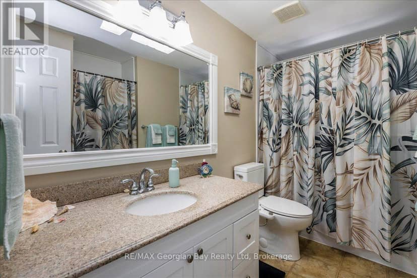 359 Galloway Boulevard — photo 17 of 40
