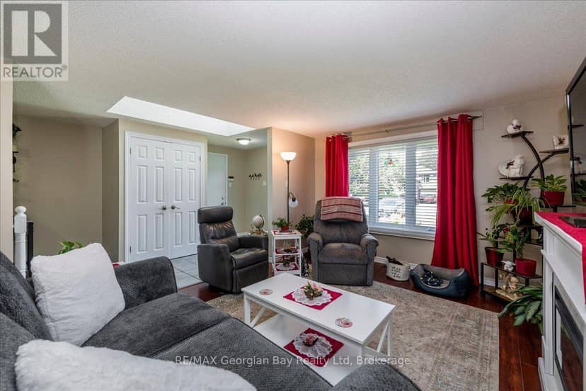 359 Galloway Boulevard — photo 3 of 40