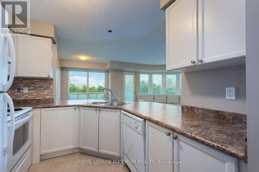 505 - 935 Sheppard Avenue W — photo 20 of 37