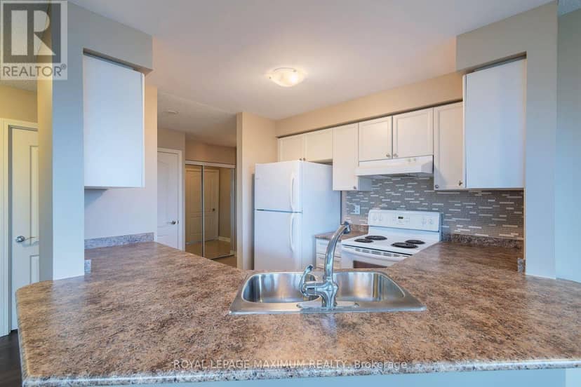 505 - 935 Sheppard Avenue W — photo 21 of 37