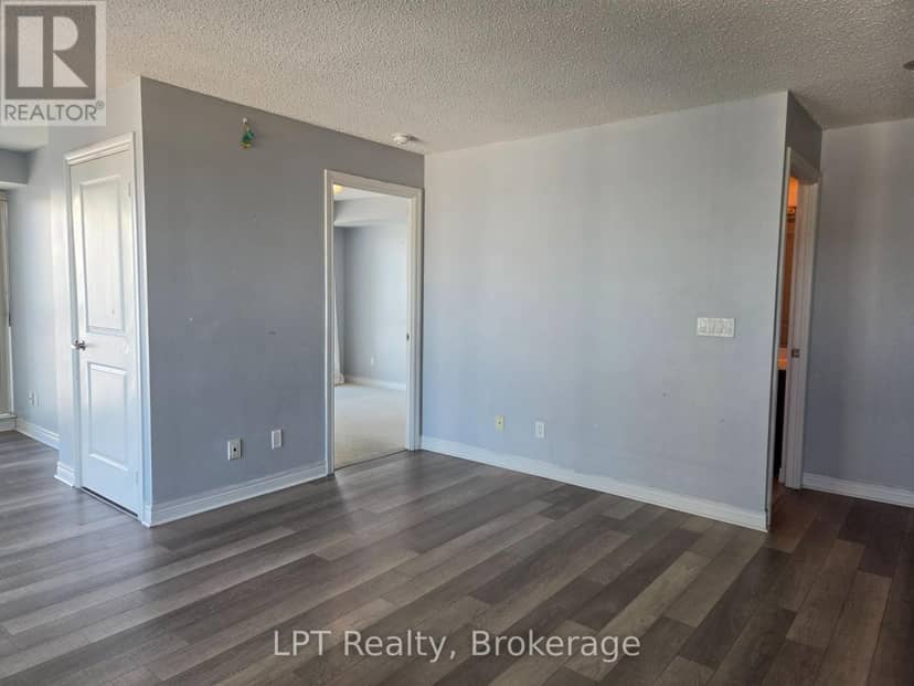 1504 - 50 Town Centre Court — photo 19 of 27
