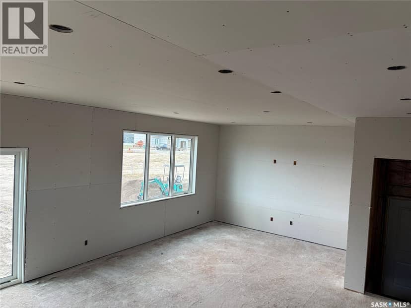 228 Veterans DRIVE — photo 5 of 13