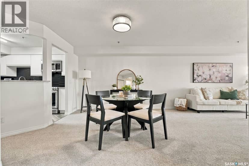 208 1700 Main STREET — photo 10 of 40